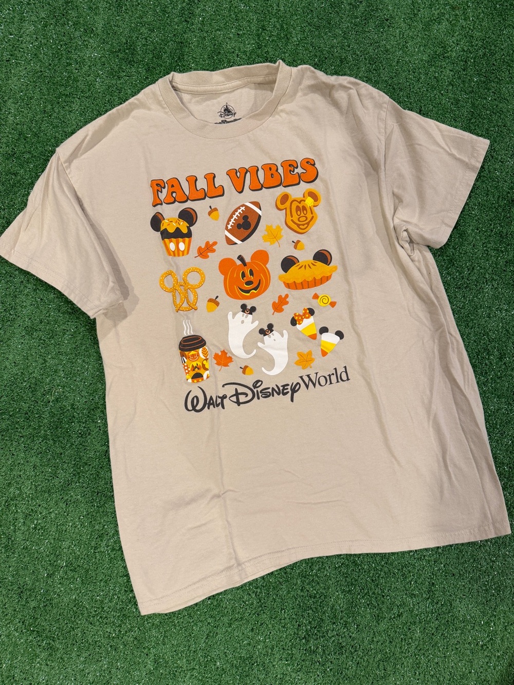🍂🍁 Walt Disney World Fall Medium Tshirt